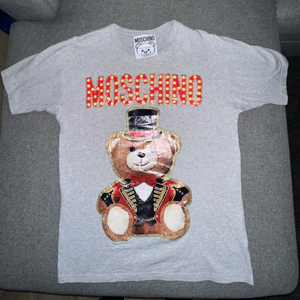 Moschino “teddy bear” tee size large or 48. 9/10 condition